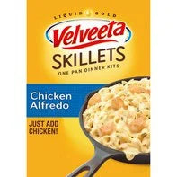 VELVEETA Chicken Alfredo One Pan Dinner Kit with Cheese Sauce, Pasta & Seasonings
